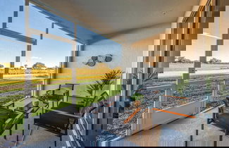 Foto 1 - Modern 2BR Condo w Mickey Room - Family Perfection