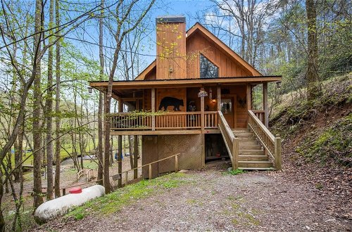 Photo 18 - Bear Necessities-cozy Cabin Beside Briar Creek Fire pit Wifi and pet Friendly