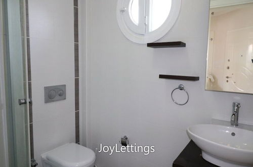 Foto 6 - Villa BG12 by JoyLettings