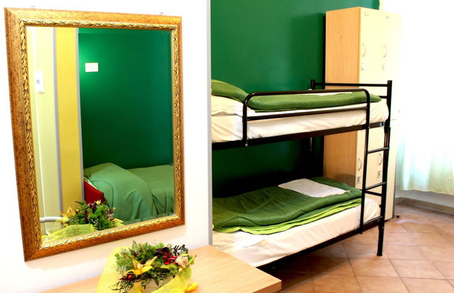 Legends Hostel - Foto 19