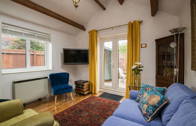 Mirrored Reflections - Foto 11