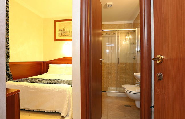 AdoraSuite B&B - Photo 22
