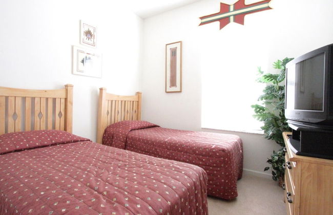 4 Bed 2269 - Photo 2