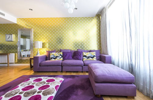 Photo 21 - Marylebone - Blandford Street - Contemporary and Joyful Apartment - Sleeps 4