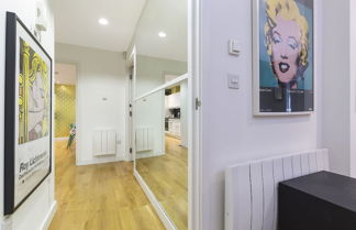 Photo 3 - Marylebone - Blandford Street - Contemporary and Joyful Apartment - Sleeps 4