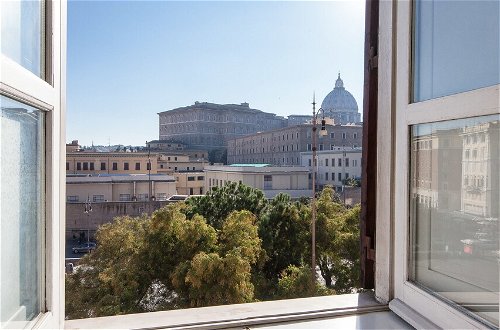 Photo 23 - Rental In Rome Vatican Bellavista Apartment
