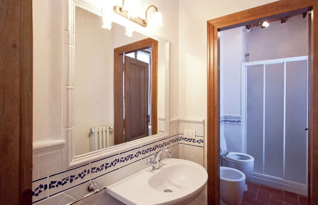 Farmhouse in Loro Ciuffenna With Pool & Garden - Foto 9