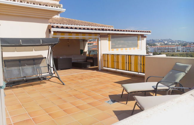 Penthouse Mijas Golf Getaway - Photo 23