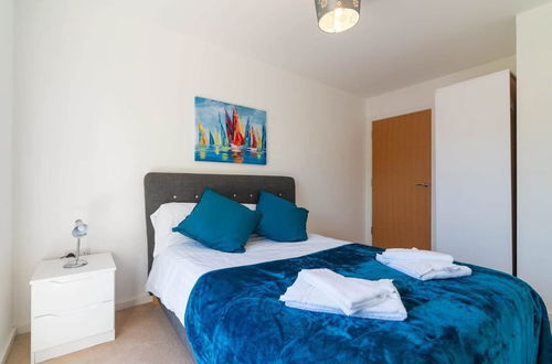 Photo 11 - Executive City Apartment -Near Greengate