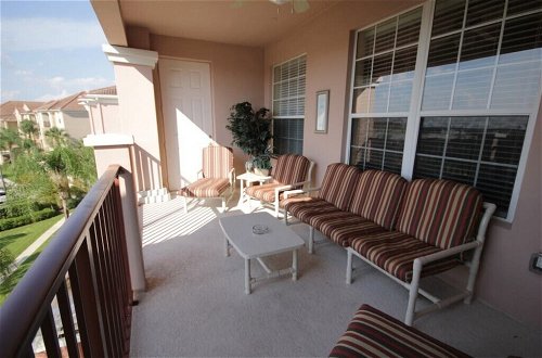 Photo 12 - Poolside Penthouse Cabana 3 Bedroom Condo by RedAwning