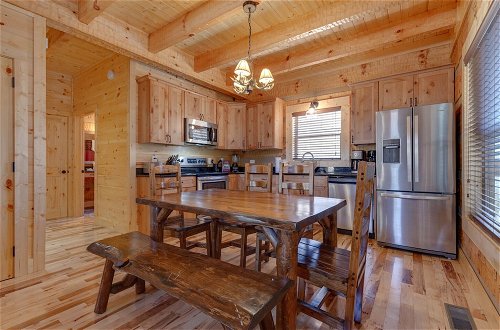 Photo 6 - Lover's Hideaway by Jackson Mountain Rentals