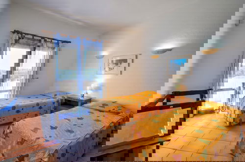 Foto 5 - Modern Villa in an Exclusive Residential Area With a Private Swimming Pool