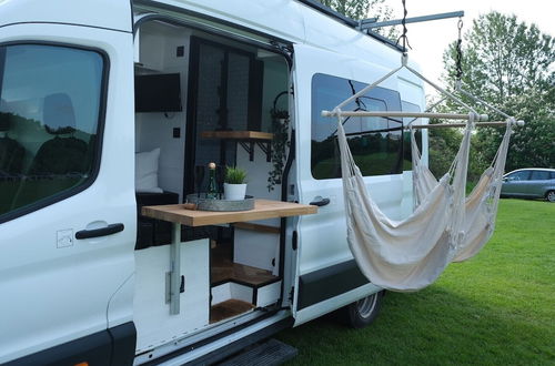 Photo 17 - Superb 4 Berth Campervan With Kingsize bed