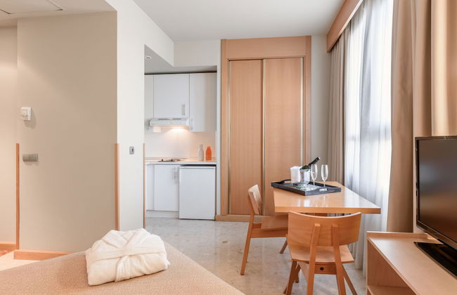 Apartahotel Exe Campus San Mamés - Foto 6