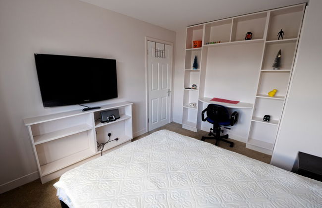 Immaculate 2-bed Apartment in Isleworth by River - Foto 6