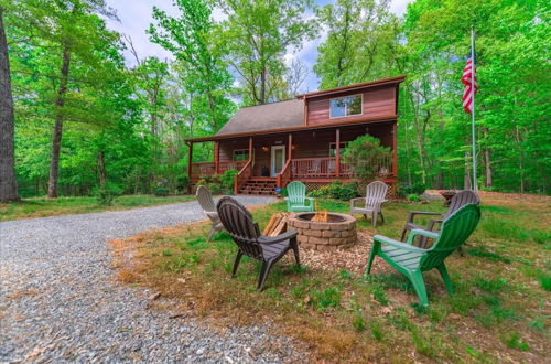 Photo 23 - Firefly-pristine Mountain Cabin With hot tub Screened Porch Fire pit Wifi