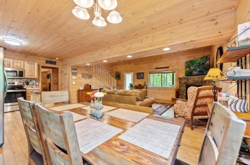 Photo 3 - Firefly-pristine Mountain Cabin With hot tub Screened Porch Fire pit Wifi