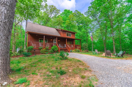 Foto 28 - Firefly-pristine Mountain Cabin With hot tub Screened Porch Fire pit Wifi