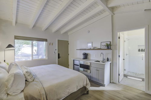 Photo 21 - Brand New Boutique Stay - Stateline, Heavenly, Beach - South Lake Chalet