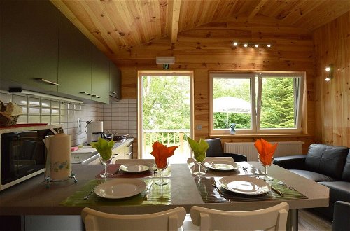 Foto 9 - Magnificent Chalet in Ferrieres Ardenne With Private Terrace