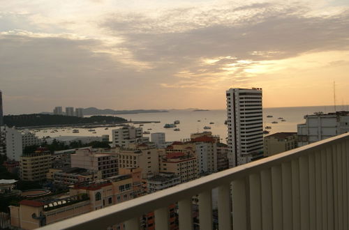 Photo 11 - The Base Pattaya by My Pattaya Property