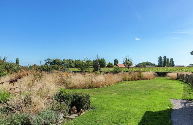 Spacious Countryside Farm Stay - Photo 26