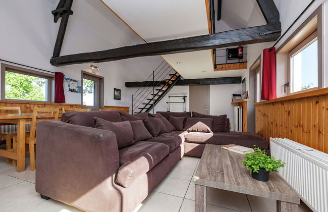 Spacious Countryside Farm Stay - Photo 8