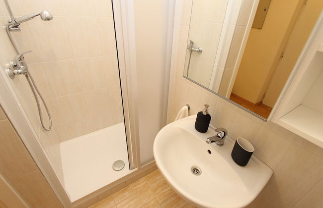 Zizka Home Apartments - Photo 41