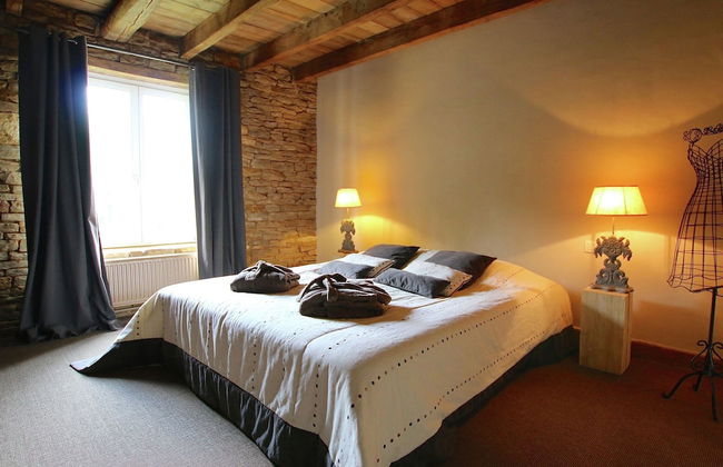 Unique Holiday Home in Virton with Hot Tub - Foto 25