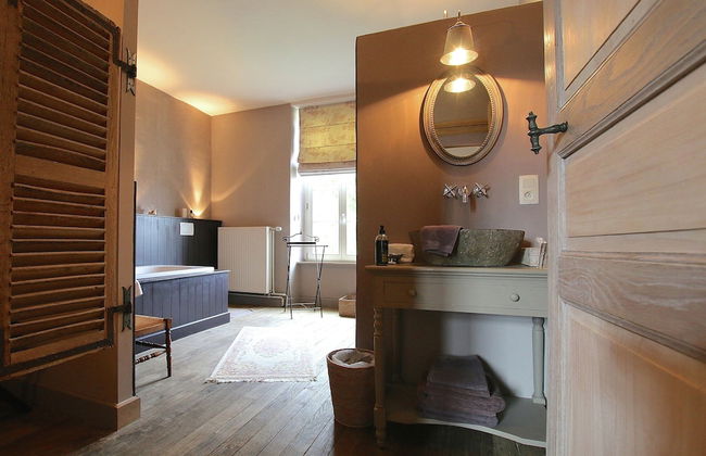 Unique Holiday Home in Virton with Hot Tub - Foto 54