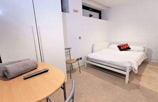 Photo 1 - Double Room with en-suite - 1c