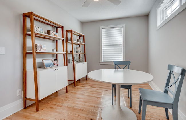 Lakefront Retreat - Foto 23