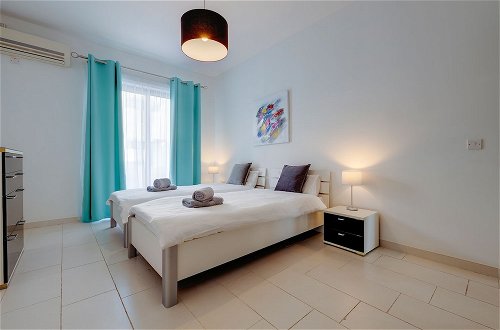 Photo 2 - Marvellous Apartment With Valletta and Harbour Views