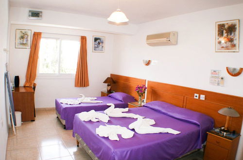 Photo 4 - Apollonia Holiday Apartments