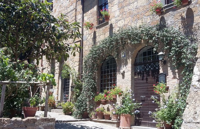 Blue House Near Bagnoregio-overlooking the Umbrian Mountains and Tiber Valley - Foto 53