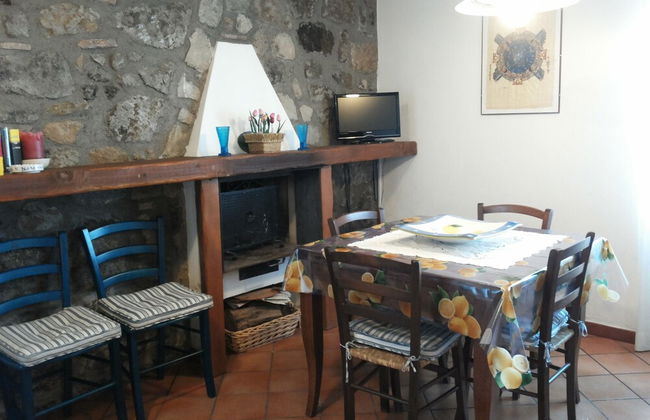 Blue House Near Bagnoregio-overlooking the Umbrian Mountains and Tiber Valley - Foto 5
