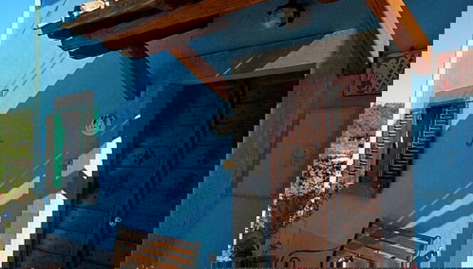Primary image