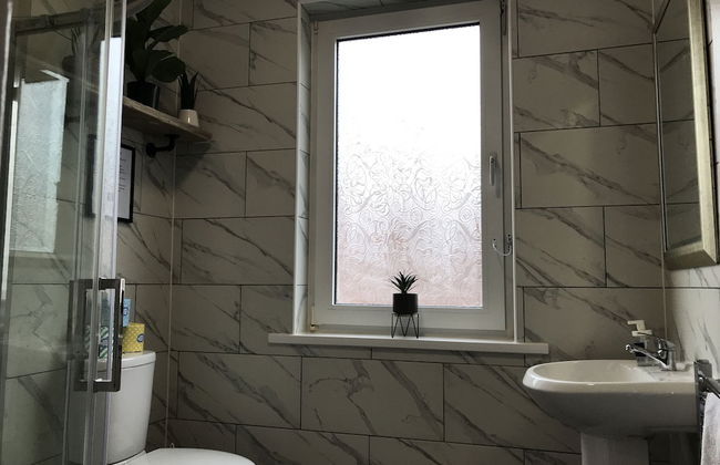 Bright Spacious 3-bed With Office & Patio, Preston - Foto 20