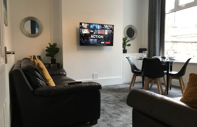 Bright Spacious 3-bed With Office & Patio, Preston - Foto 35