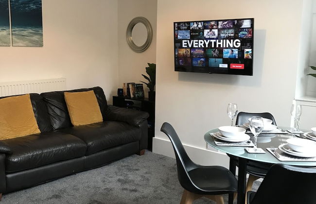 Bright Spacious 3-bed With Office & Patio, Preston - Foto 37