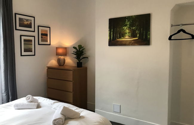 Bright Spacious 3-bed With Office & Patio, Preston - Foto 14