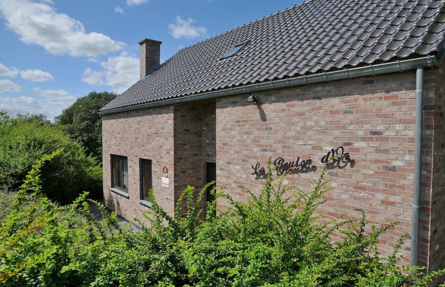 Holiday Home in Ardennes Near Valley of Taste - Foto 1