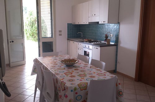 Foto 4 - Apartment In Villa Near The Sea