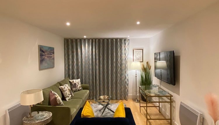 Photo 1 - Fabulous 2 bed Apartment in Vauxhall