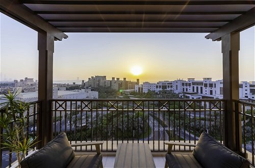 Photo 24 - Maison Privee - Exclusive Luxury 3BR Apt with scenic views of Burj Al Arab