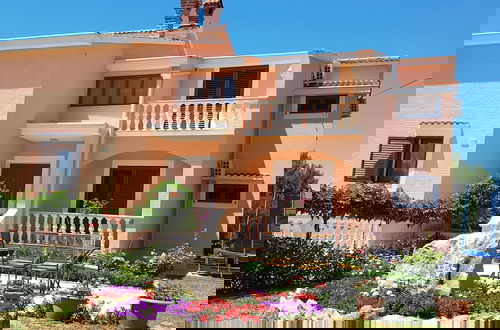Photo 1 - Apartment in Vrsi Near the Sea