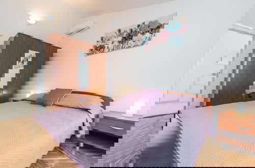 Photo 3 - Apartment in Vrsi Near the Sea