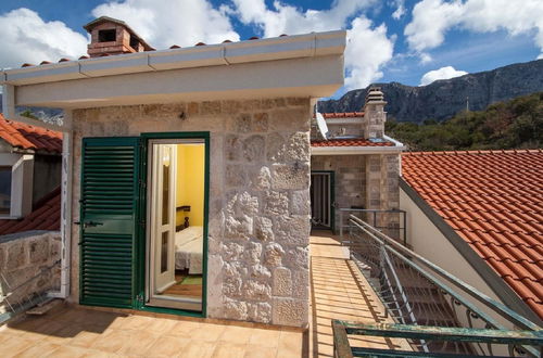 Photo 32 - Cozy Holiday Home in Podgora