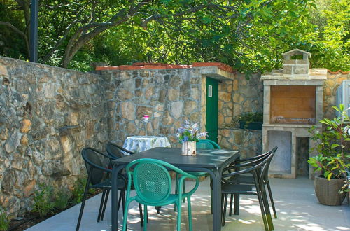 Photo 25 - Cozy Holiday Home in Podgora