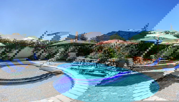 Foto 1 - Villa in Heraklion With Private Pool & Beaches